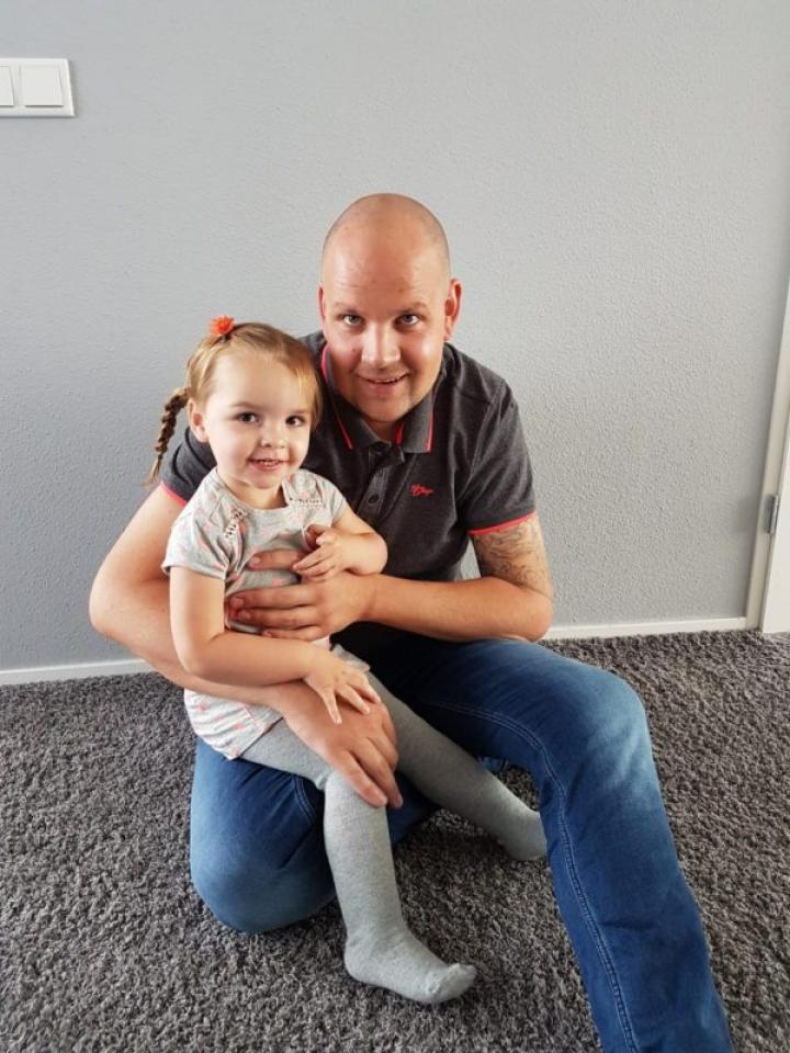 Ricardo Hensema (32) met zijn dochter